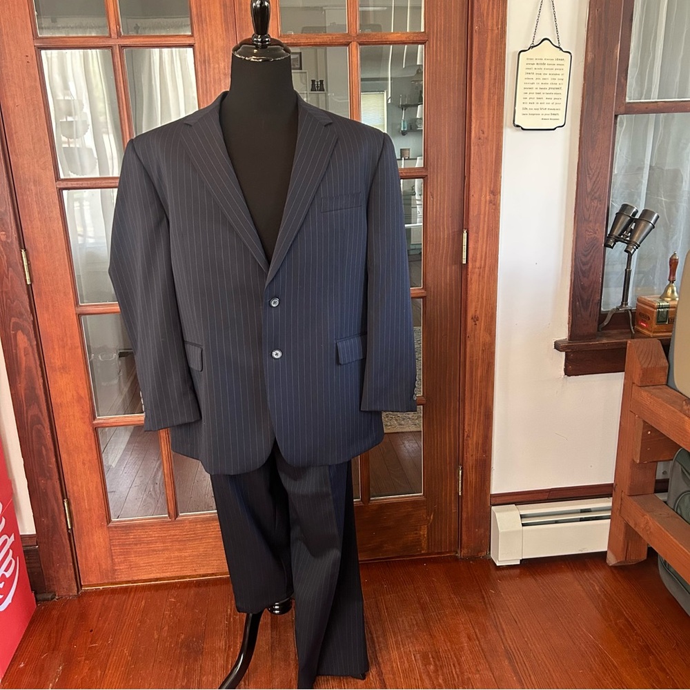 Lauren Ralph Lauren Pin Striped Navy Blue Suit 46 R